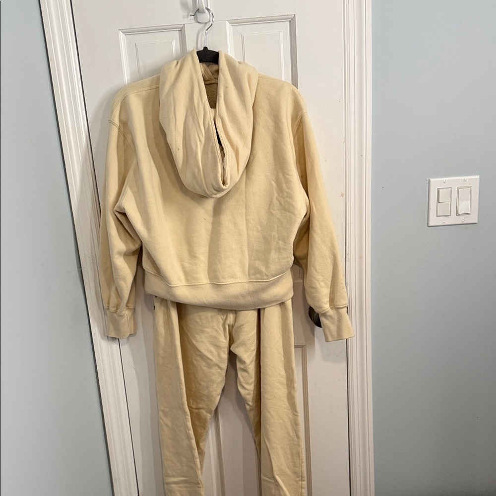 A&F set - Picture 3 of 4